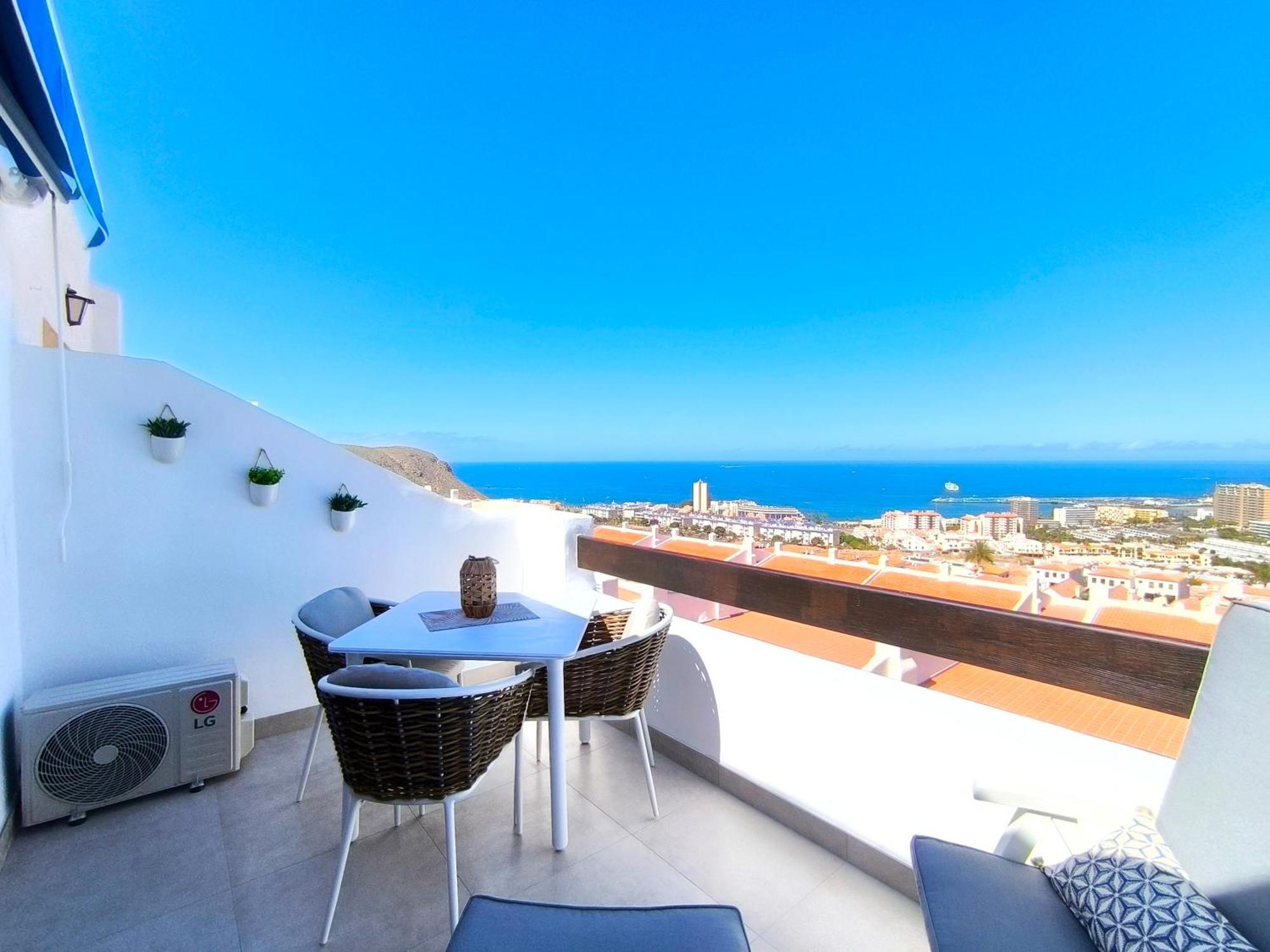 Appartement Cristianos - Breathtaking View, Ac, Heated Pool, Fibre Net *